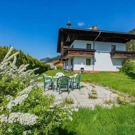 Huberhof 8 By Alpenidyll *