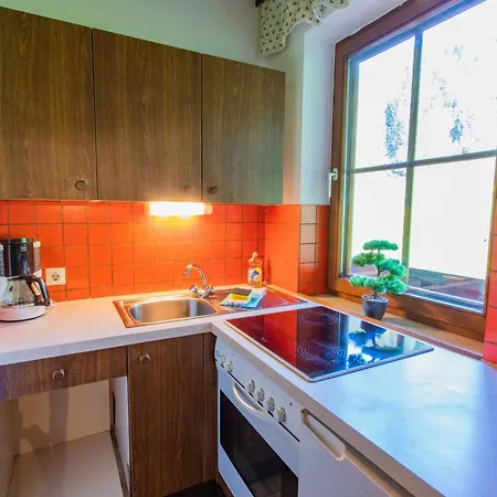 Huberhof 8 By Alpenidyll * Schladming