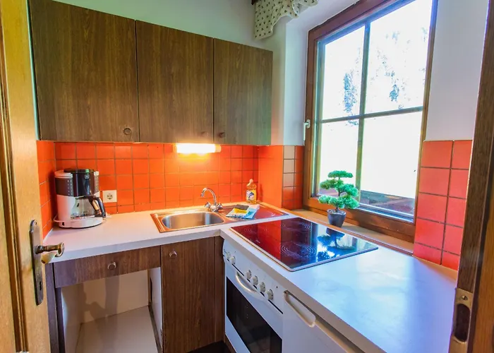 Huberhof 8 By Alpenidyll * سخلادميخ